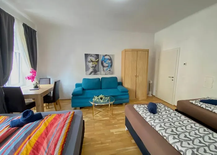 Deluxe In Josefstaedter Strasse Area Διαμέρισμα
