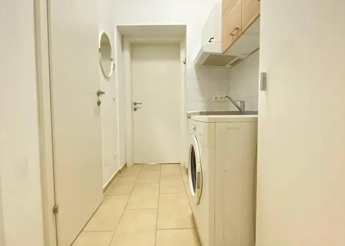 Διαμέρισμα Deluxe In Josefstaedter Strasse Area Βιέννη