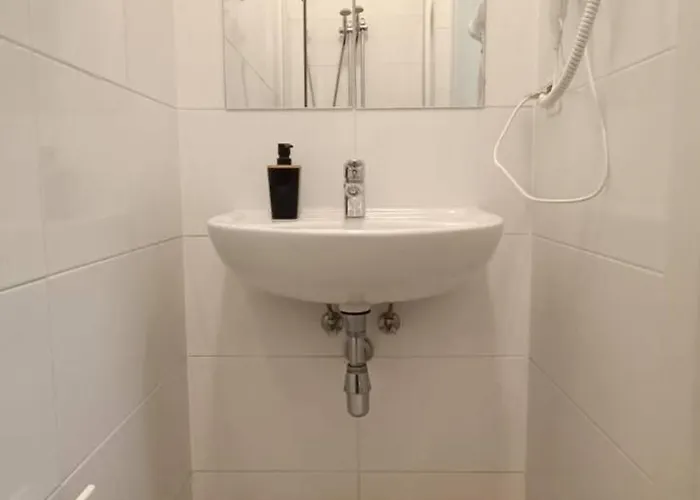 Deluxe In Josefstaedter Strasse Area * Βιέννη